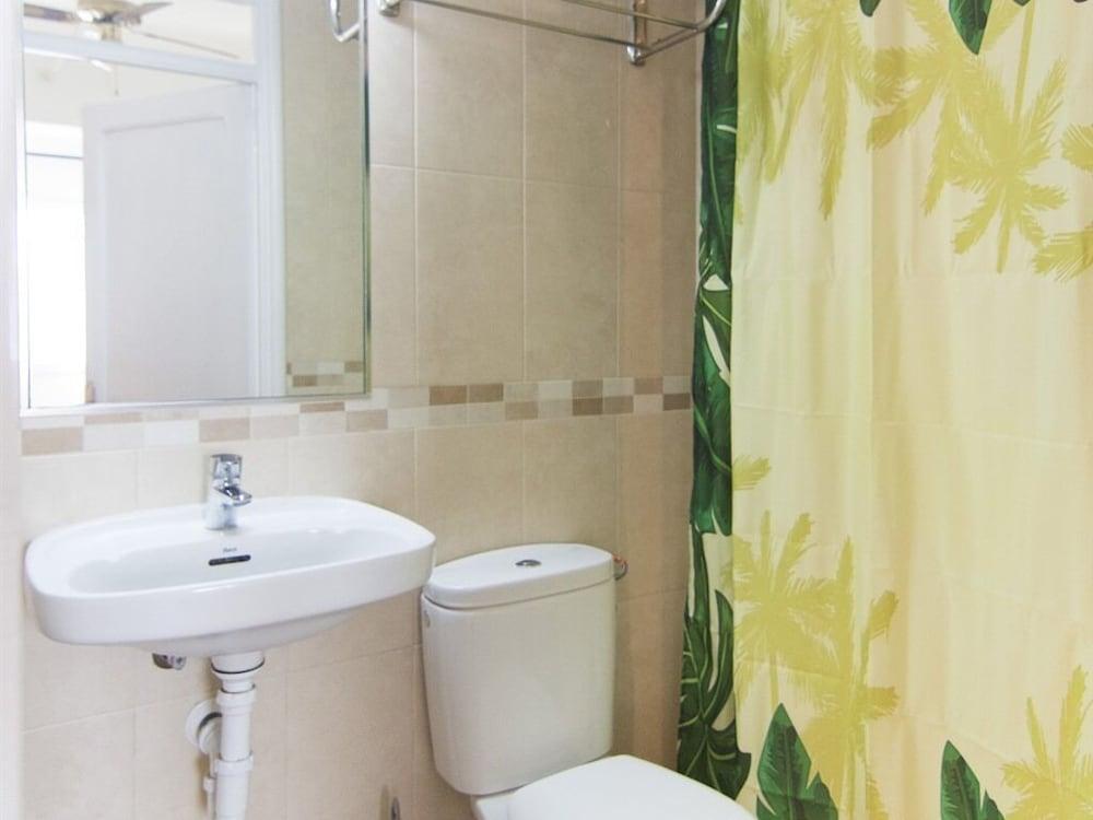 Nanit Rooms Ibiza Hostal Santa Eularia des Riu Exterior photo